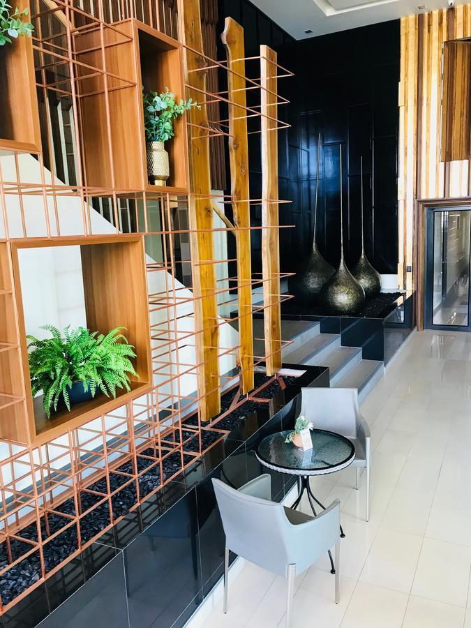 Astra Suites Central Чиангмай Экстерьер фото