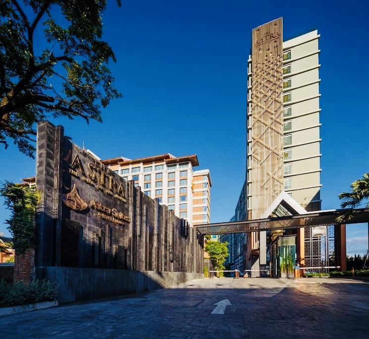 Astra Suites Central Чиангмай Экстерьер фото